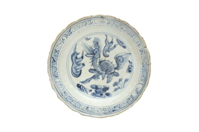 Lot 609 - A CHINESE BLUE AND WHITE 'QILIN' DISH