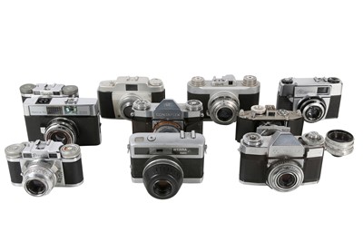 Lot 1032 - A Selection of Ten Midcentury Cameras.