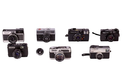 Lot 1161 - A Group of Compact Cameras.