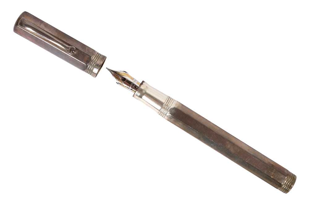 Lot 141 - A MONTEGRAPPA SILVER PEN