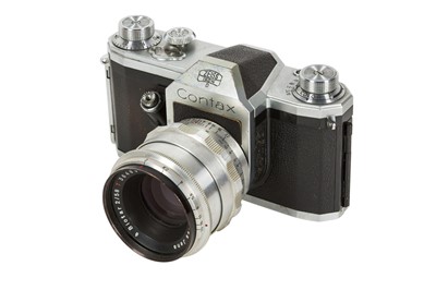 Lot 1008 - A Contax Zeiss Ikon D camera.