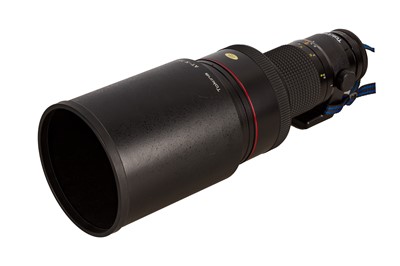 Lot 1306 - A Tokina AT-X 300mm f2.8 Telephoto Lens.