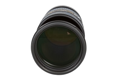 Lot 1319 - A Nikon Nikkor AF VR 80-400mm 4.5-5.6 ED lens.