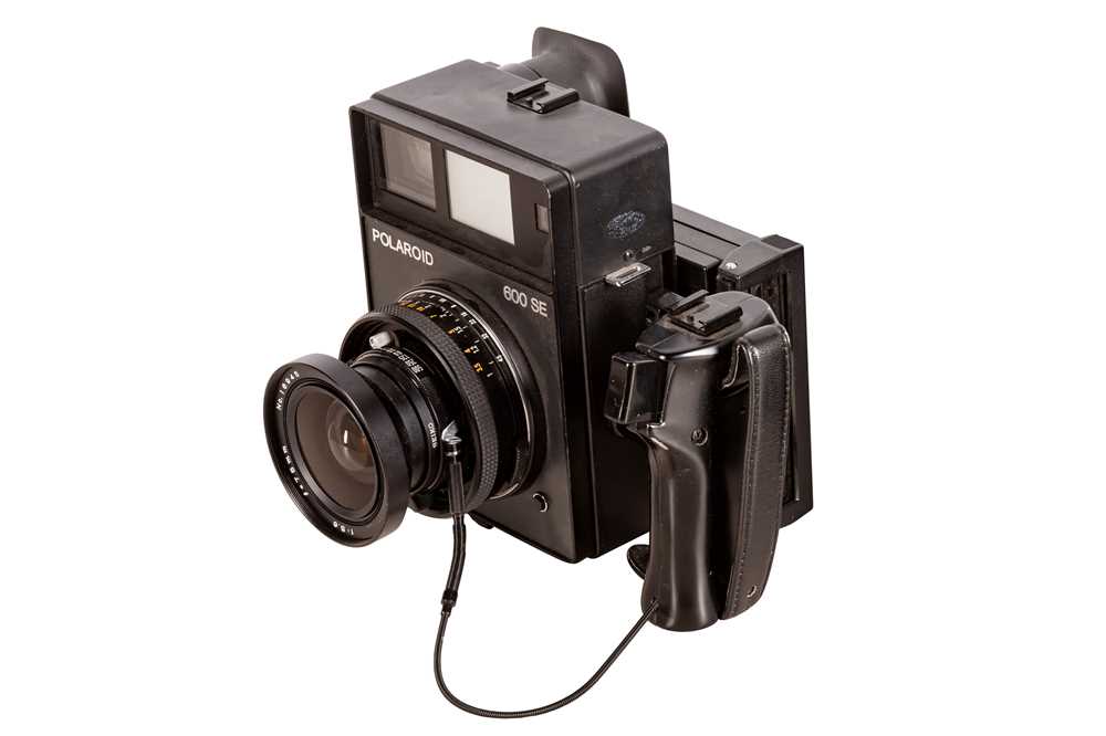 Lot 192 - A Polaroid 600SE