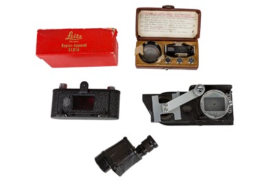 Lot 1060 - A selection of Zeiss and Leica Accessories.