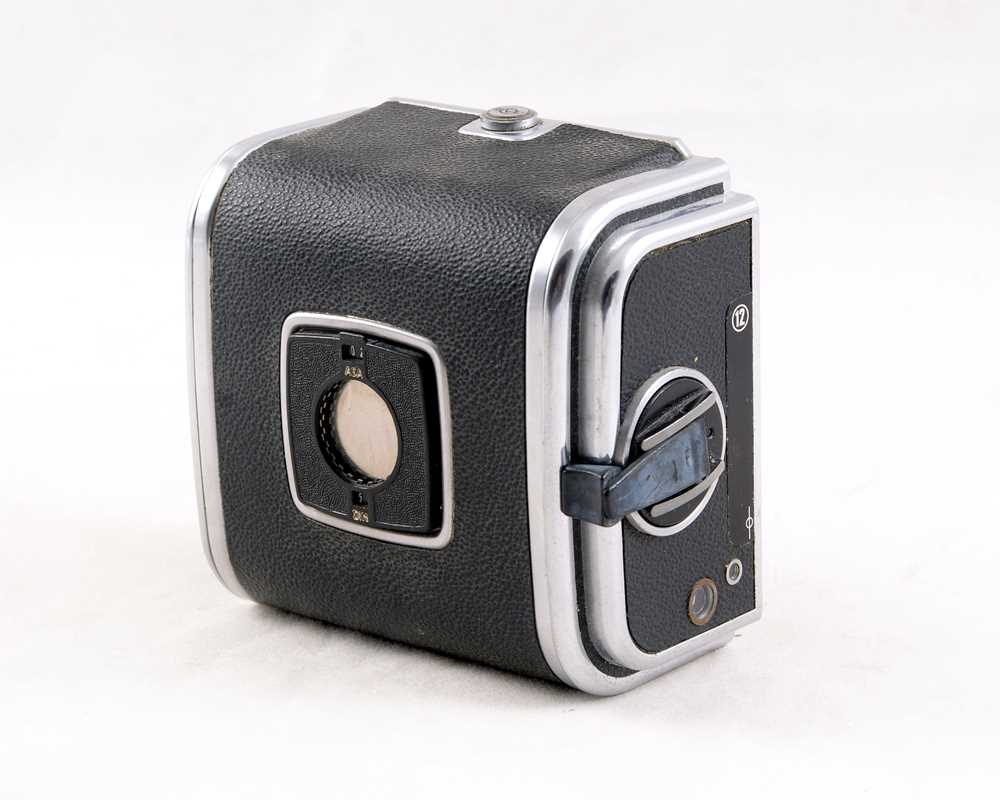 Lot 168 - Chrome Hasselblad 120 Roll Film Back