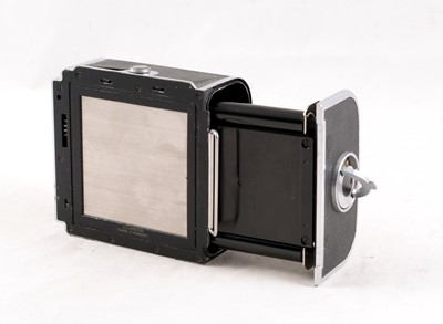 Lot 168 - Chrome Hasselblad 120 Roll Film Back