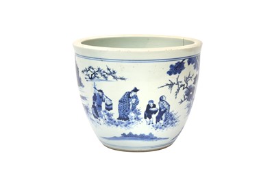 Lot 69 - A CHINESE BLUE AND WHITE 'FIGURATIVE' JARDINIÈRE