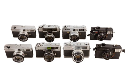 Lot 1164 - A selection of rangefinder cameras.