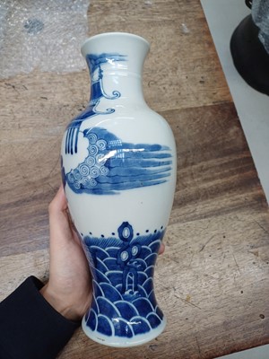 Lot 32 - A CHINESE BLUE AND WHITE BALUSTER VASE