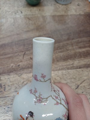Lot 94 - A SMALL CHINESE FAMILLE-ROSE 'XIWANGMU' VASE