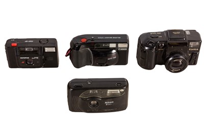 Lot 1247 - Four point and shoot cameras.