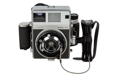 Lot 180 - A Mamiya super 23 kit.