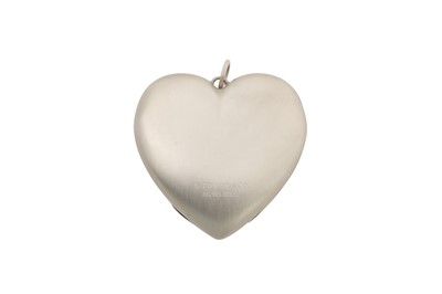 Lot 270 - ZIEGFELD FOR TIFFANY & CO Ι A HEART LOCKET