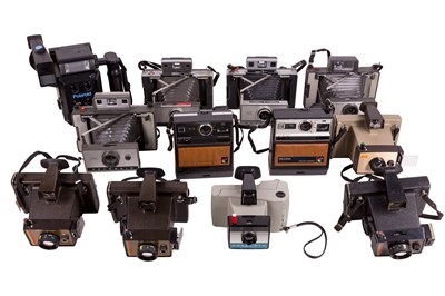 Lot 1234 - A Selection of Polaroid cameras.