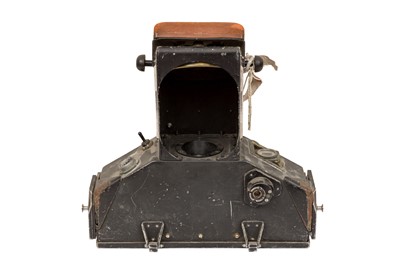 Lot 149 - A Vulcan Bomber Type RX.110 Radar Operator's Camera with Dallmeyer 2" f/1.9 Super-Six Anastigmat Lens