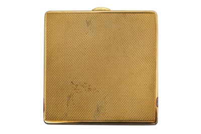 Lot 48 - A 9CT YELLOW GOLD POWDER COMPACT
