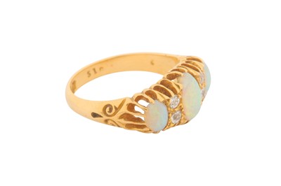 Lot 27 - AN OPAL AND DIAMOND RING