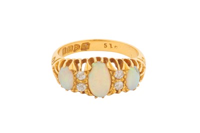 Lot 27 - AN OPAL AND DIAMOND RING