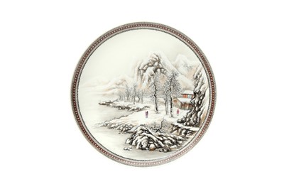 Lot 803 - A CHINESE PORCELAIN 'WINTER LANDSCAPE' DISH