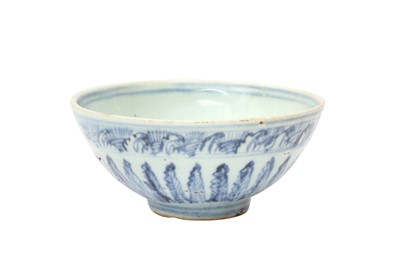 Lot 55 - A CHINESE BLUE AND WHITE BOWL