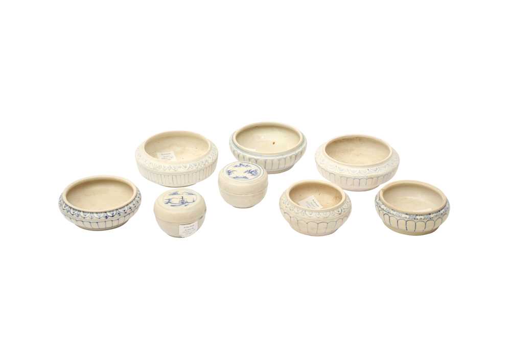 Lot 387 - A GROUP OF VIETNAMESE HOI AN CARGO POTTERY WARES