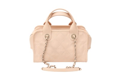 Lot 44 - Chanel Beige Pink Deauville Bowler Bag