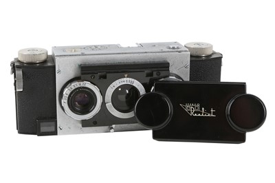 Lot 1404 - A David White Stereo Realist Camera