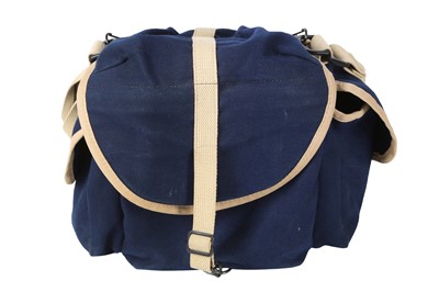 Lot 1238 - A Vintage Domke F-3X bag.