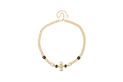 Lot 437 - Chanel Monochrome Pearl CC Cross Chain Belt