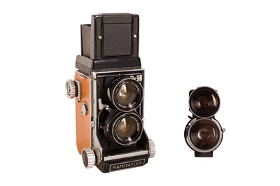 Lot 1258 - A Mamiyaflex TLR outfit.