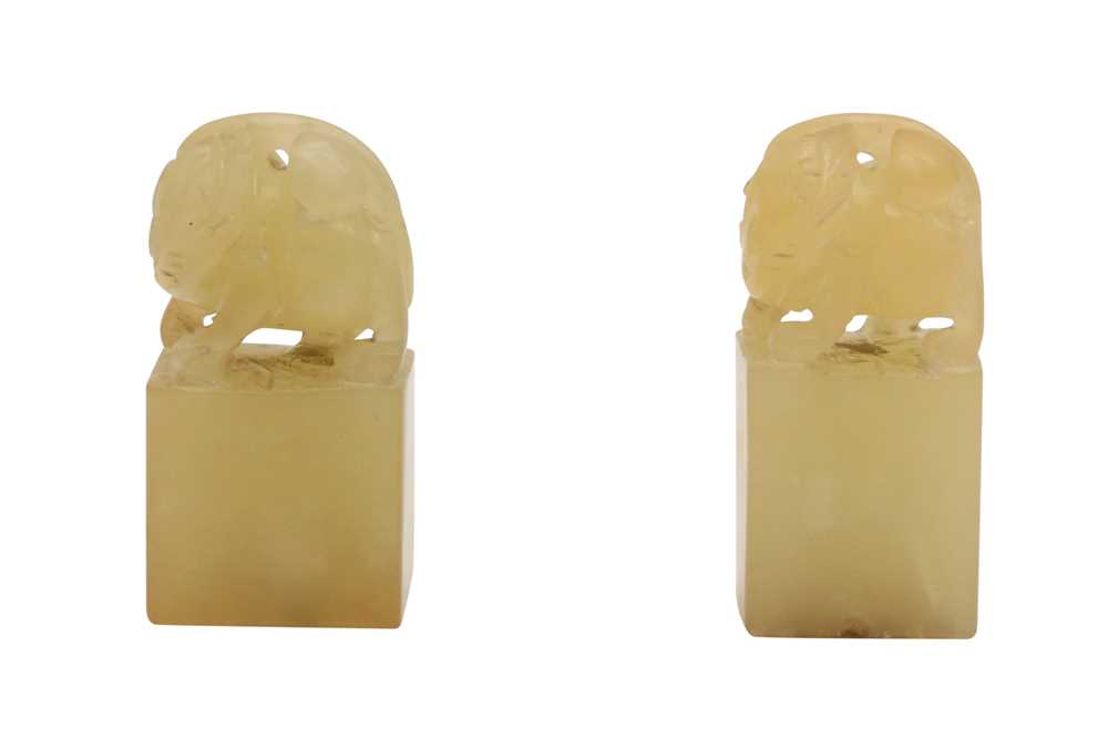 Lot 298 - TWO CHINESE JADE SEALS