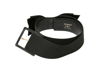 Lot 568 - Chanel Black Bow Belt - Size 75