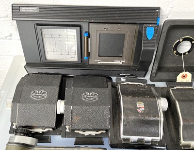 Lot 1264 - Medium Format Accessories inc Roll Film Backs, Phase One Lightphase Flexadaptor etc