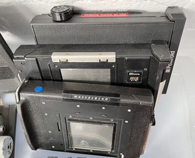 Lot 1264 - Medium Format Accessories inc Roll Film Backs, Phase One Lightphase Flexadaptor etc