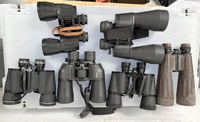 Lot 1369 - A Mixed Group of Binoculars, to Include Nikon 10-22x50 Zoom Model.