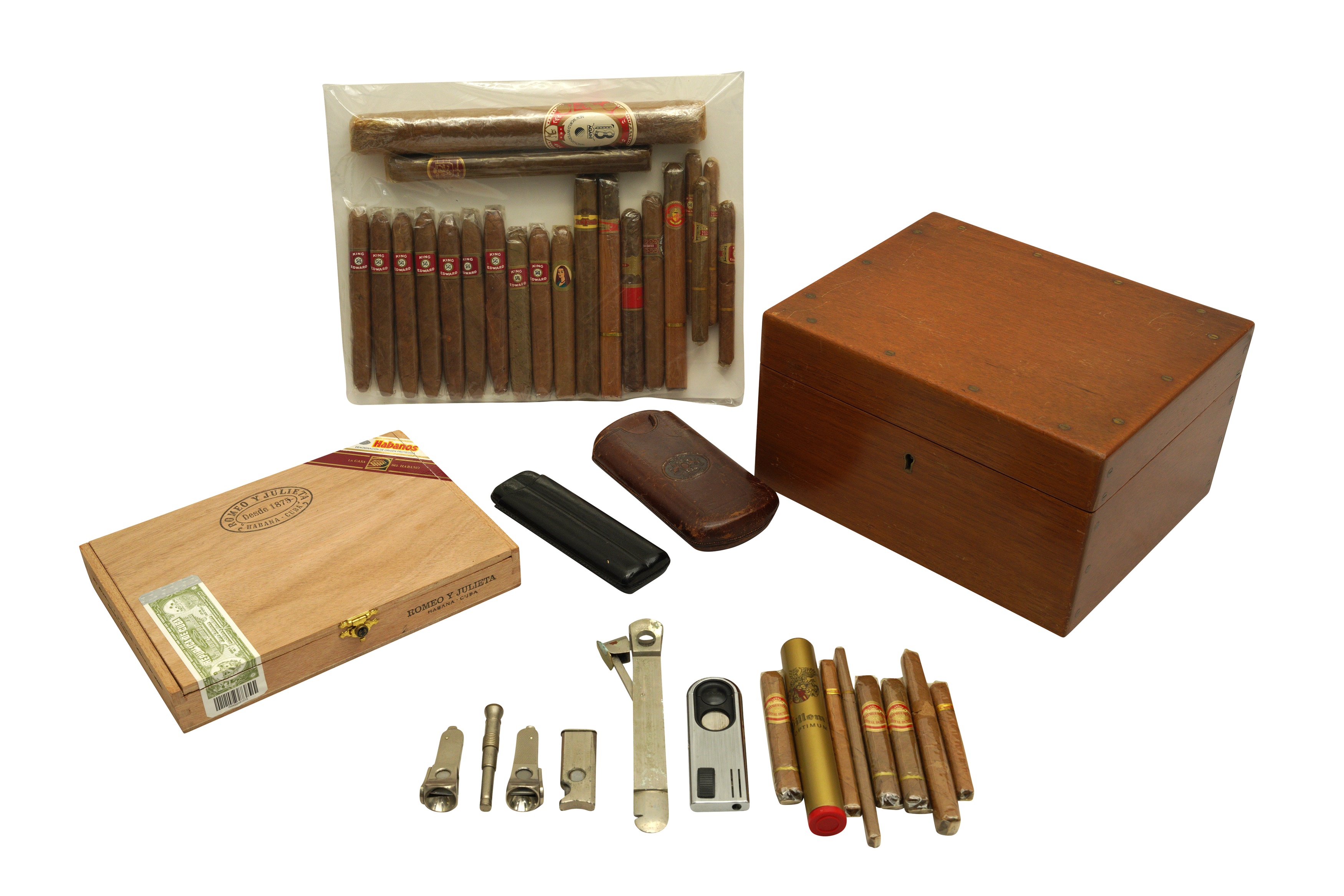 Lot 80 ATTRIBUTED TO DUNHILL, A HUMIDOR