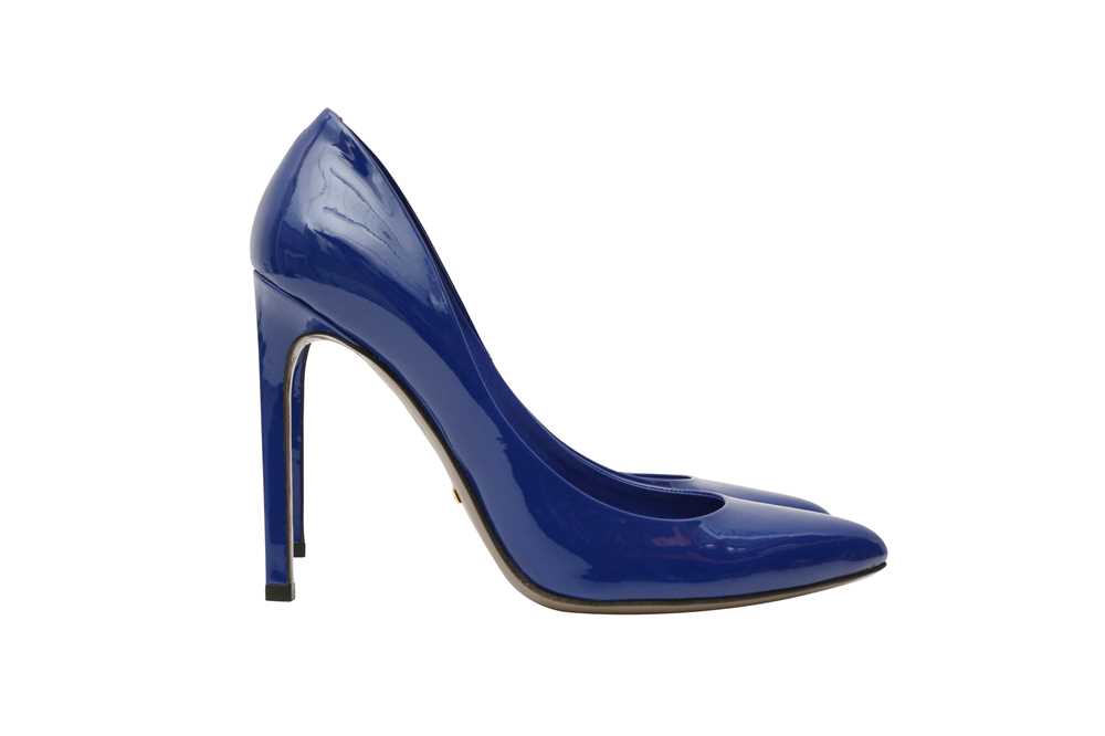 Lot 158 - Gucci Ultramarine Gloria Heeled Pump - Size 37.5