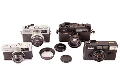 Lot 1160 - A selection of point and shoot cameras.