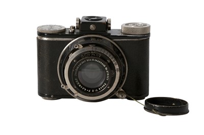 Lot 109 - A Dr. August Nagel Rolloroy Viewfinder Camera