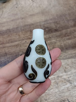 Lot 429 - FOUR CHINESE SNUFF BOTTLES