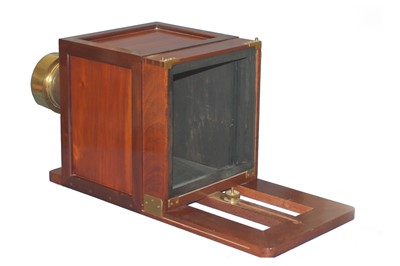 Lot 2 - Reproduction Sliding Box Camera with Large Ross Lens