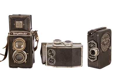 Lot 1240 - A Voigtlander TLR and 8mm Agfa camera.