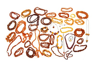 Lot 25 - A LARGE GROUP LOT OF AMBER JEWELLERY