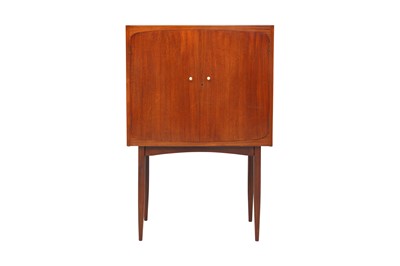 Lot 200 - A MID-CENTURY COCKTAIL CABINET