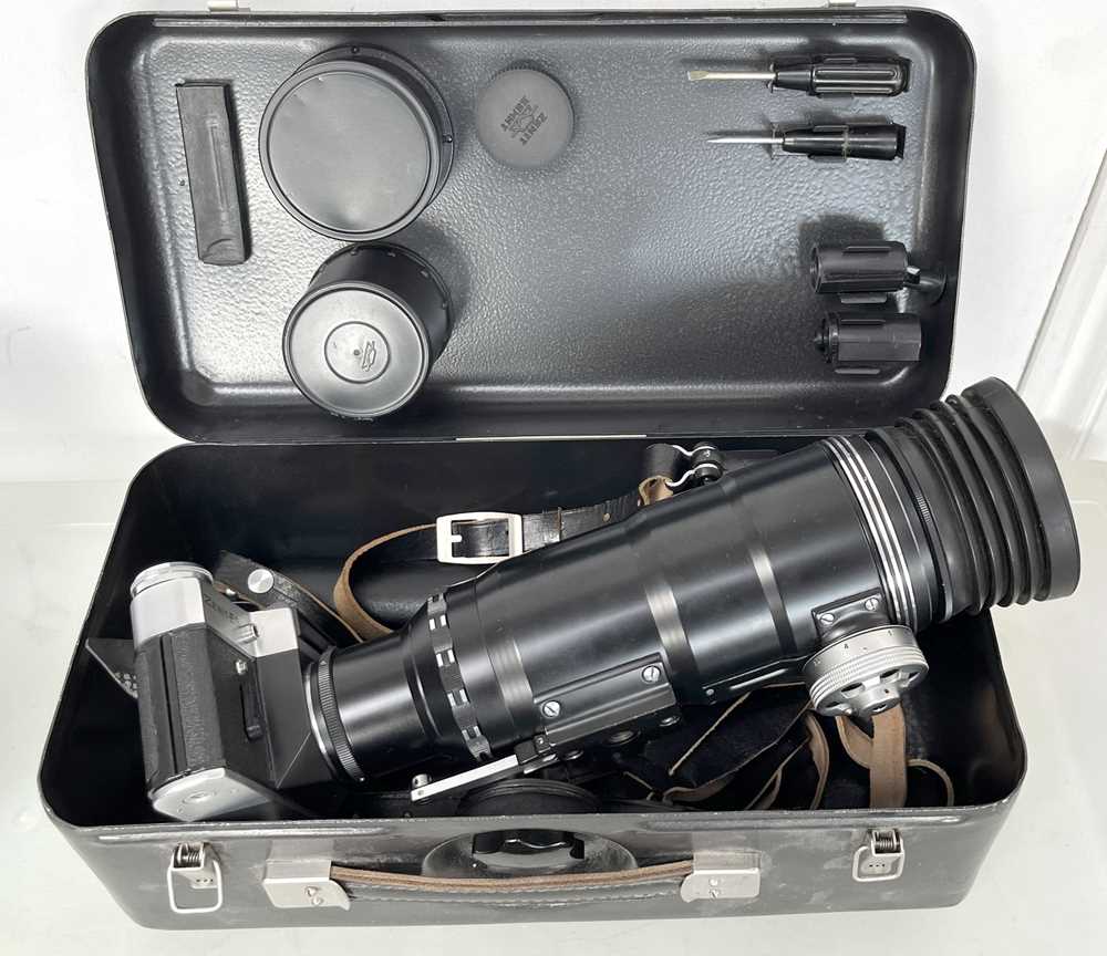 Lot 1010 - A Good Zenit PhotoSniper Telephoto Outfit.