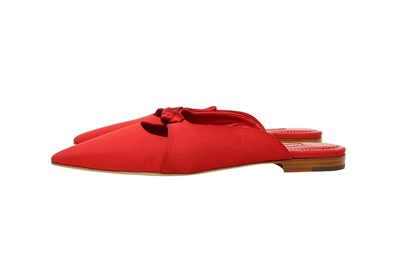 Lot 43 - Manolo Blahnik Red Ortegomu Bow Mule - Size 37.5