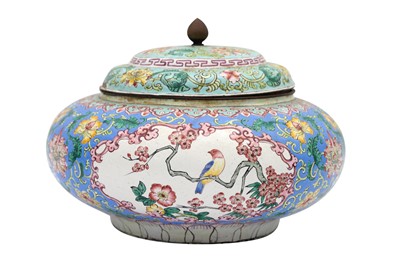 Lot 595 - A CHINESE CANTON ENAMEL POT AND COVER