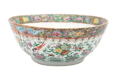 Lot 220 - A CHINESE CANTON FAMILLE-ROSE PUNCH BOWL