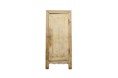 Lot 275 - A 19TH CENTURY PROVINCIAL OAK PANELLED HALL CUPBOARD